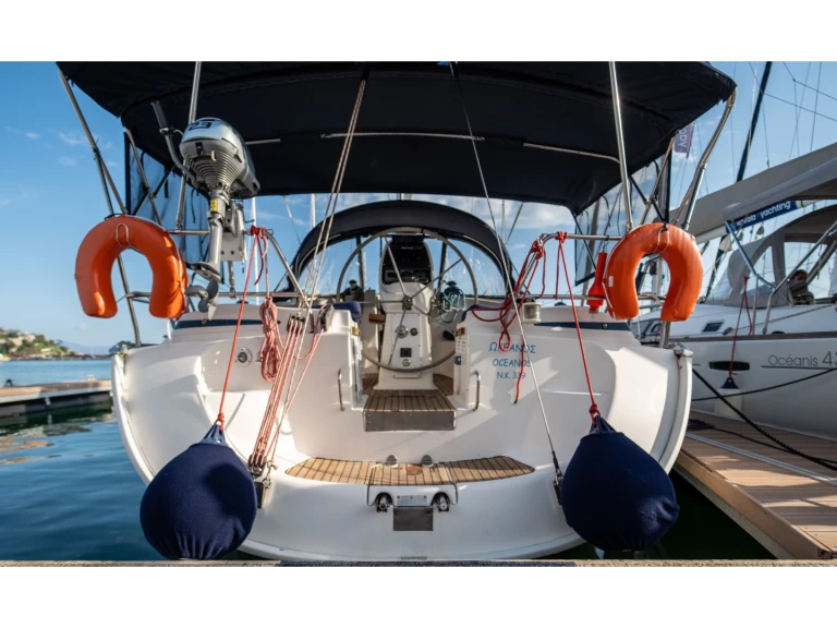 Alquiler de Velero, con o sin patrón Bavaria Kavála