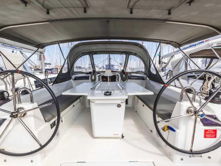 Alquiler Velero Bénéteau con o sin  título de navegación