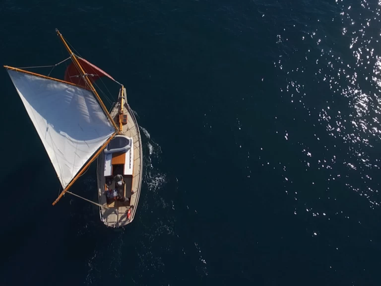Alquiler Velero en Pula - Unknown Pilot Cutter