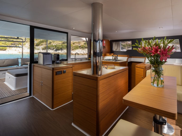 Alquiler Catamarán en Palermo - Dufour Dufour 48