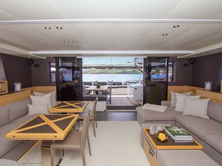 Alquiler de Lagoon LE REVE L620 ESSENCE en Islas Vírgenes Británicas