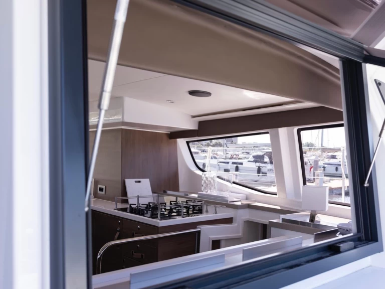 Catamarán para alquilar Salerno al mejor precio