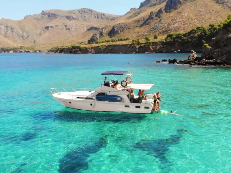 Alquiler de embarcaciones Guy Couach Guy Couach 120 Fly enCan Picafort en Samboat