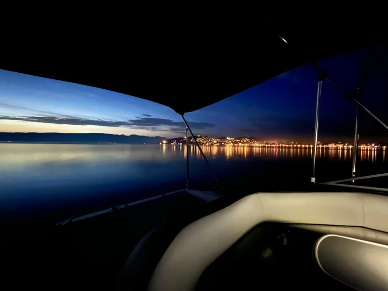 Bayliner Bayliner 2655 Cierra de alquiler a Ohrid