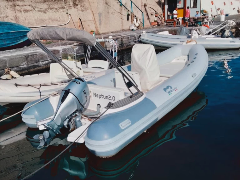 op marine 19 de alquiler a Sorrento