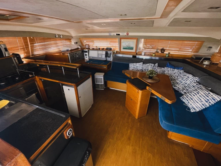 Alquiler Catamarán Catana con o sin  título de navegación