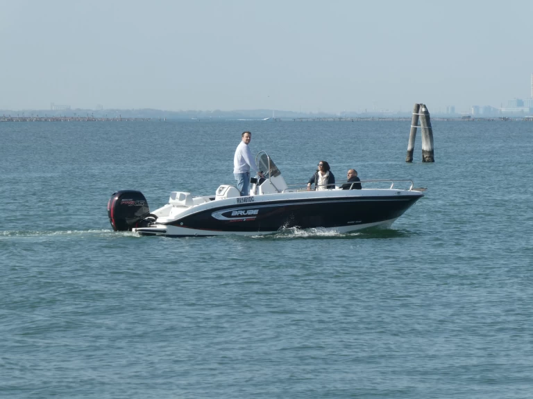 Alquiler de barcos Lido barato de Ice