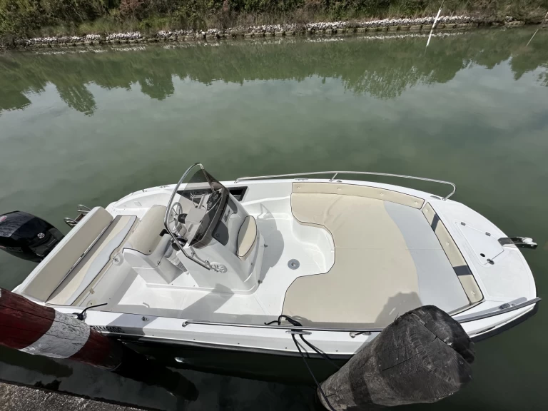 Alquiler Lancha en Lido - Brube Ice