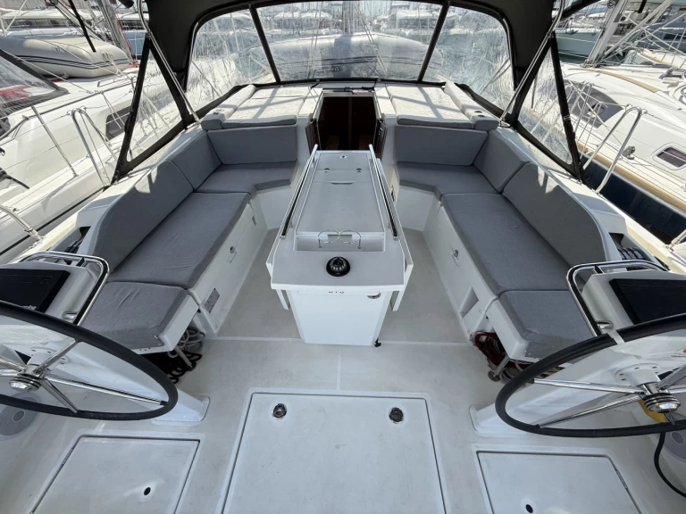 Alquiler de Bénéteau Oceanis 46.1 en Sukošan