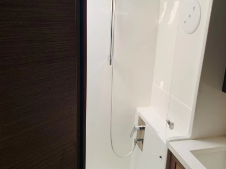 Alquiler Catamarán Lagoon con o sin  título de navegación