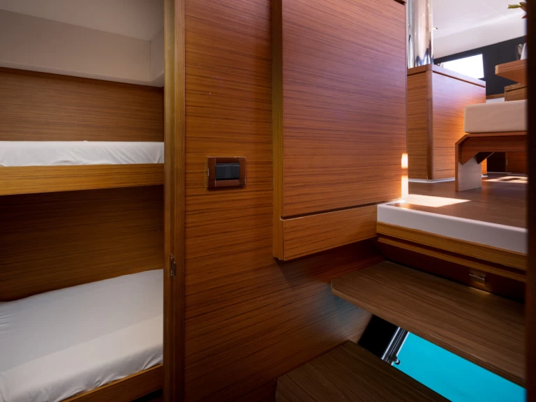 Alquiler de barcos Palermo barato de Dufour 48