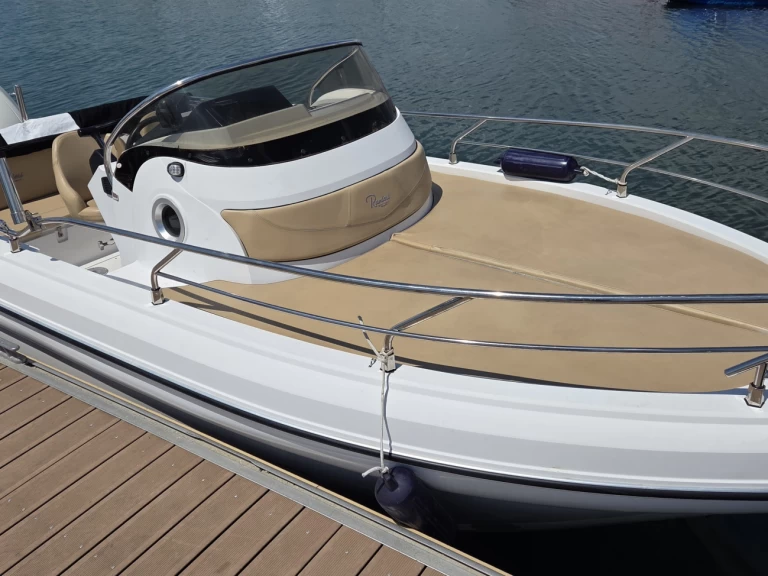 Alquiler Lancha Ranieri con o sin  título de navegación