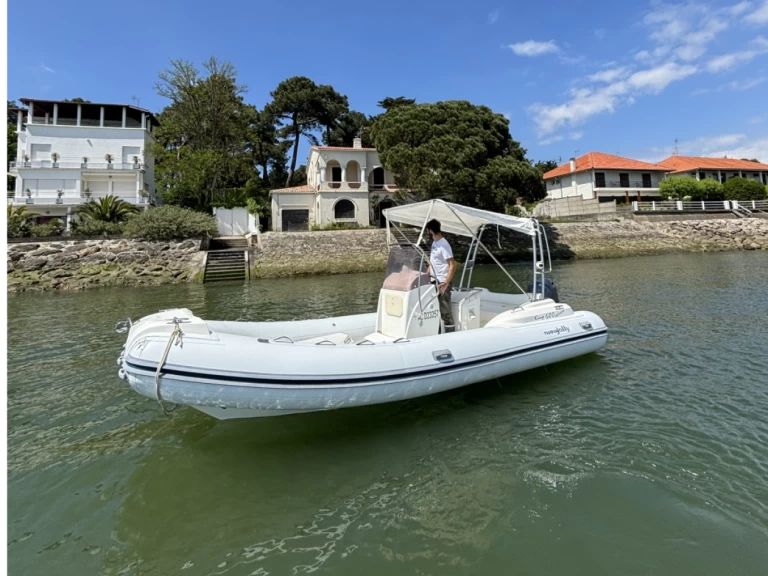 Alquiler de Nuova Jolly King 600 Exclusive en Lège-Cap-Ferret
