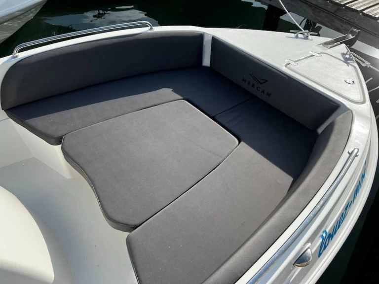 Alquiler Lancha Mercan con o sin  título de navegación