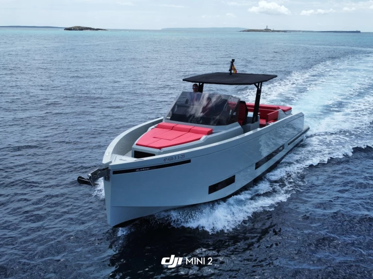 De Antonio 36 de alquiler a Marina Ibiza