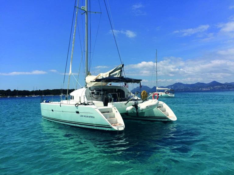 Alquiler de embarcaciones Lagoon Lagoon 410 enCannes en Samboat