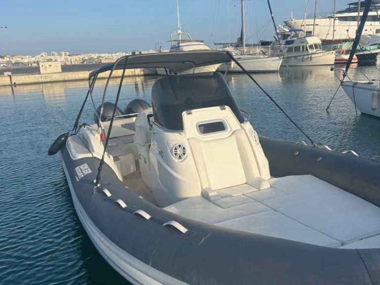 Joker Boat Clubman 28 de alquiler a Marsella