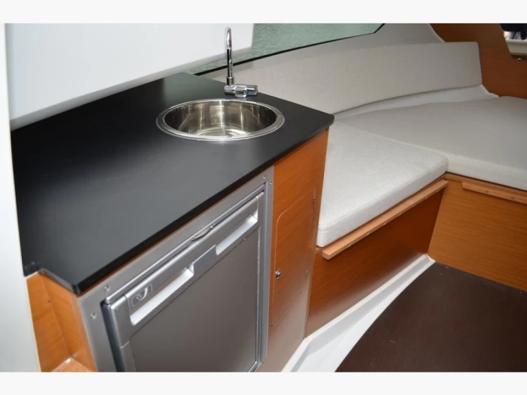 Alquiler de Lancha, con o sin patrón Jeanneau Tribunj