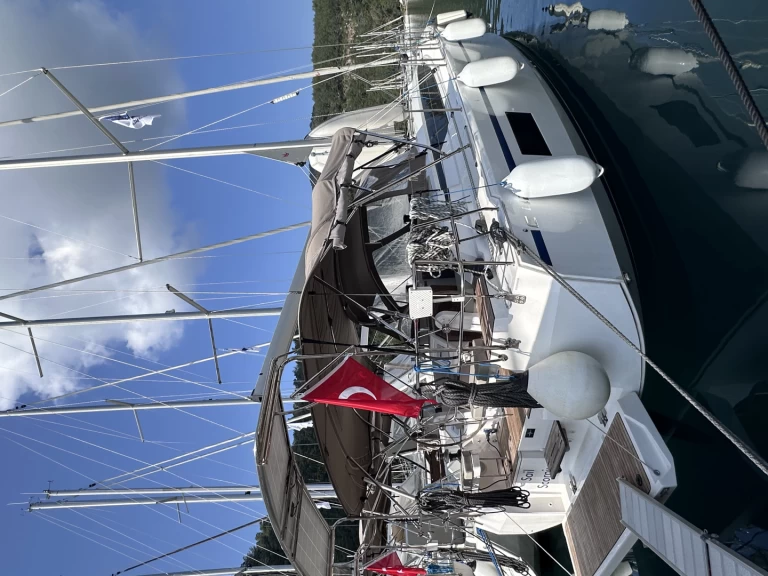 Alquiler de Velero, con o sin patrón Bavaria Orhaniye