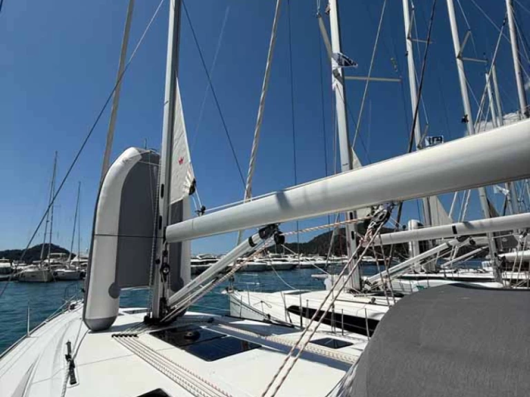 Alquiler de Bavaria Cruiser 46 Style en Göcek