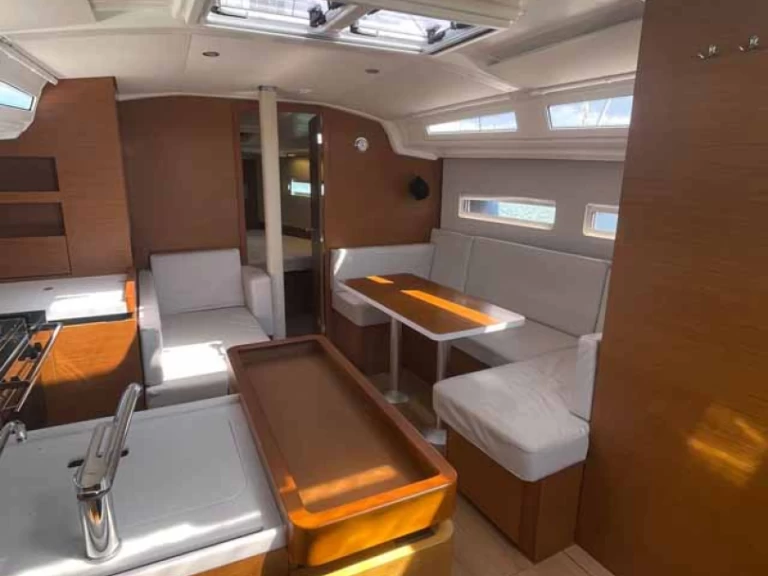 Velero para alquilar Golfo Aranci al mejor precio