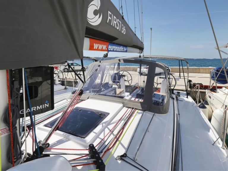 Bénéteau First 36 de alquiler a Biograd na Moru