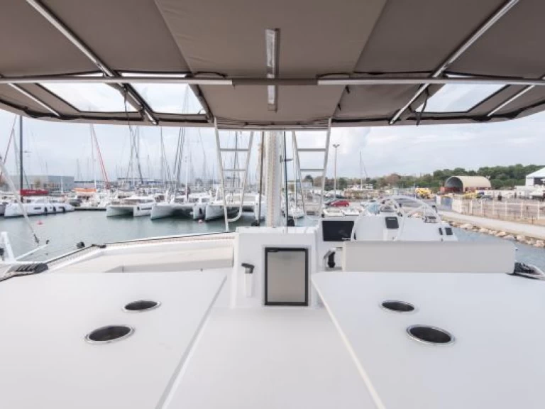 Alquiler de Catamarán, con o sin patrón Bali Anse Marcel