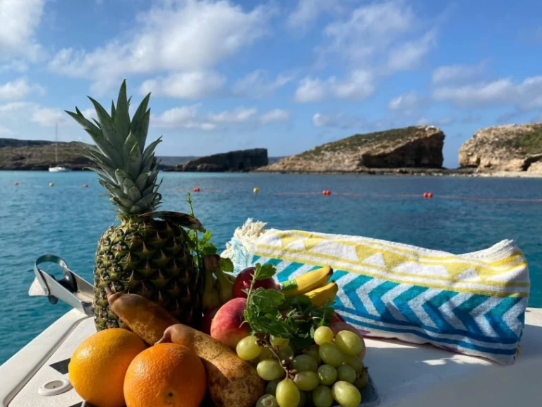 Alquiler de Buccaneer Sea Rover 198 en Ċirkewwa