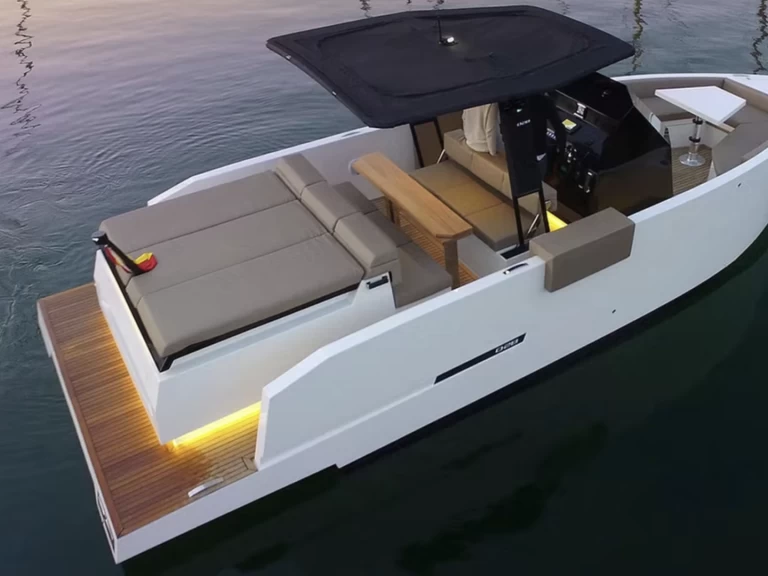 Alquiler Lancha De Antonio con o sin  título de navegación