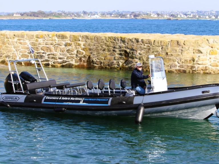 Alquiler de embarcaciones Zeppelin Zeppelin XVPRO 850 enLandéda en Samboat