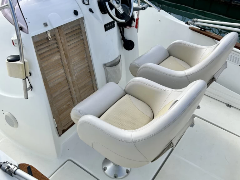 Bénéteau Flyer 650 Open de alquiler a La Rochelle