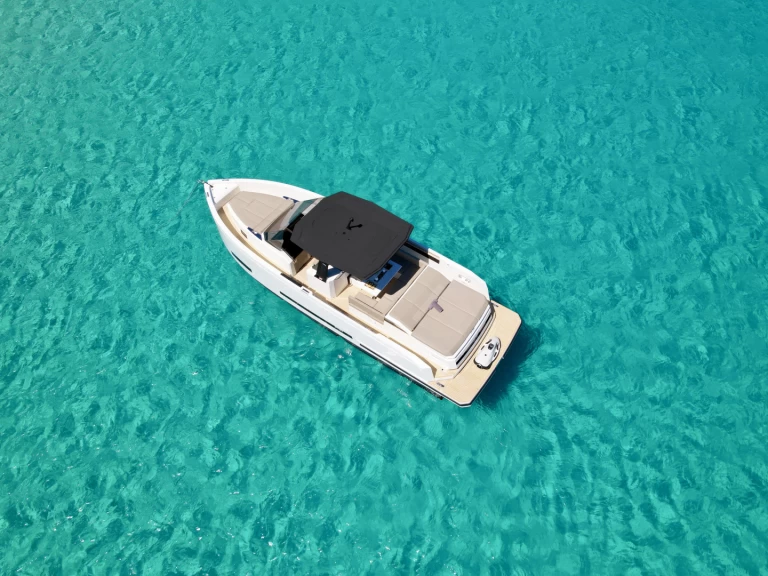 Alquiler de barcos Marina Ibiza barato de De Antonio D36