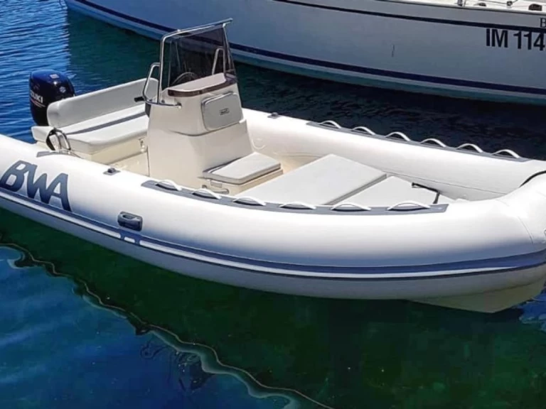 Alquiler Neumática Bwa con o sin  título de navegación