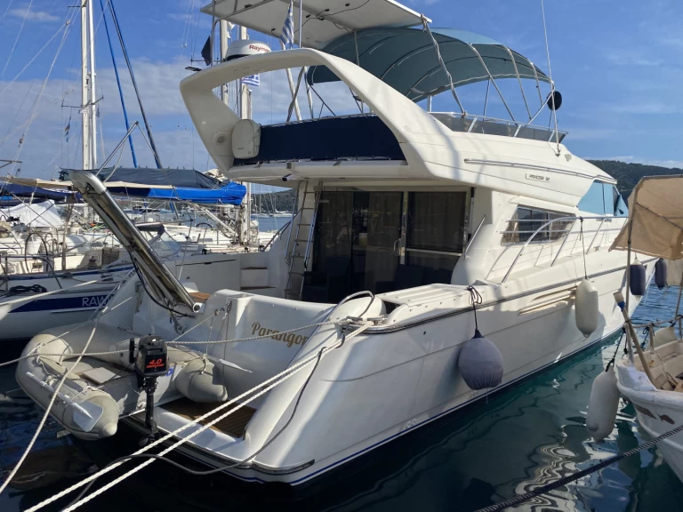 Alquiler Póros (Ciudad) - Princess Princess 60 Fly en SamBoat