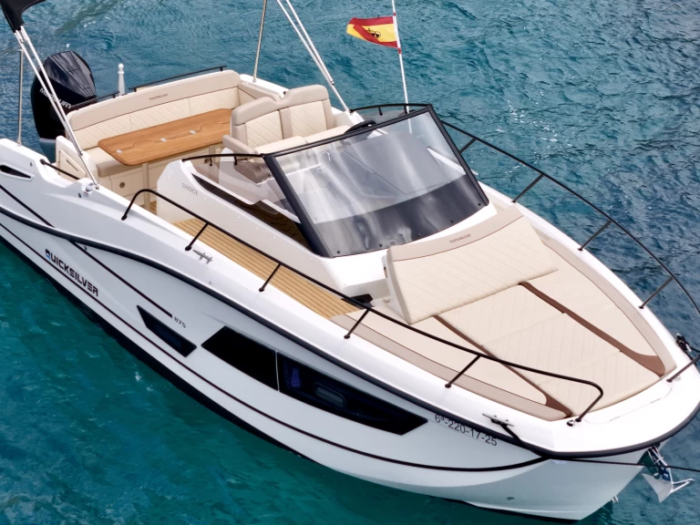 Alquiler Lancha Quicksilver con o sin  título de navegación