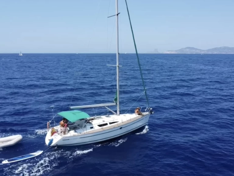 Alquiler Velero Jeanneau con o sin  título de navegación