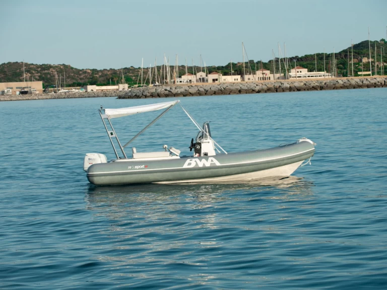 Alquiler de embarcaciones Bwa Sport 19 GT enVillasimius en Samboat