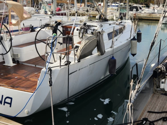 Alquiler de embarcaciones Grand Soleil Grand Soleil 39 enLarmor-Plage en Samboat