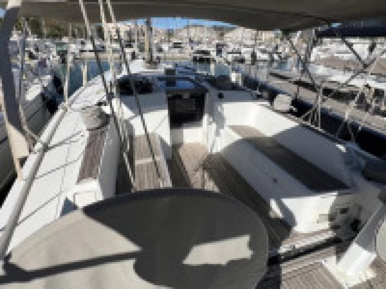 Velero para alquilar Larmor-Plage al mejor precio