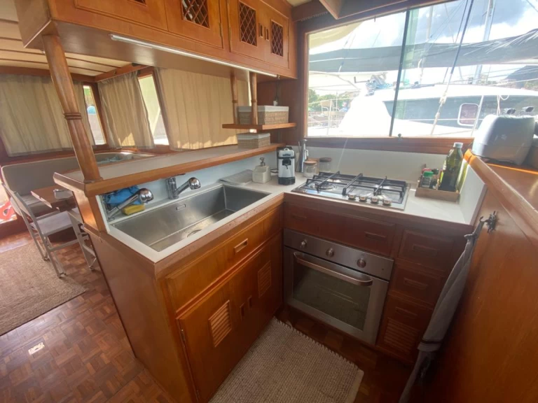 c&l marine corporation europa 40 de alquiler a Palermo