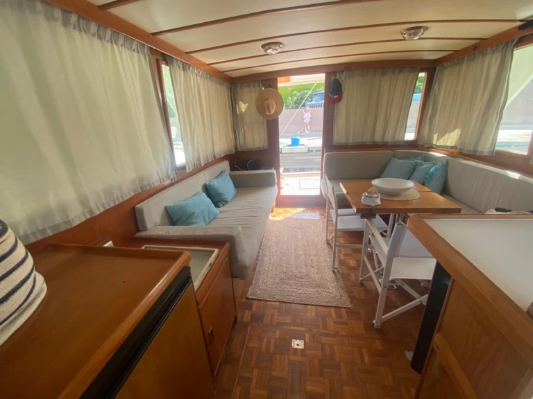 Alquiler de c&l marine corporation europa 40 en Palermo