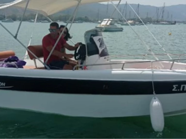 Alquiler de barcos Póros (Ciudad) barato de Blue Water 170