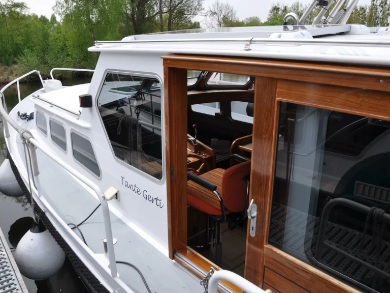 Alquiler de barcos Zehdenick barato de Gruno 1050 Deluxe "Tante Gerti"