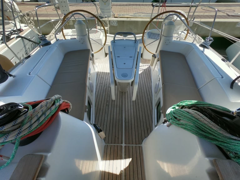 Alquiler Olbia - Jeanneau Sun Odyssey 39i en SamBoat