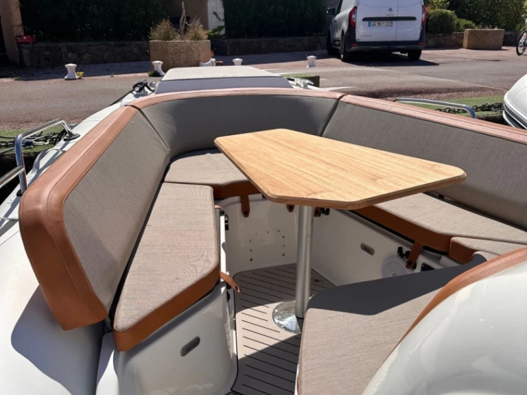 Alquiler Cogolin - Zodiac Medline 9 en SamBoat