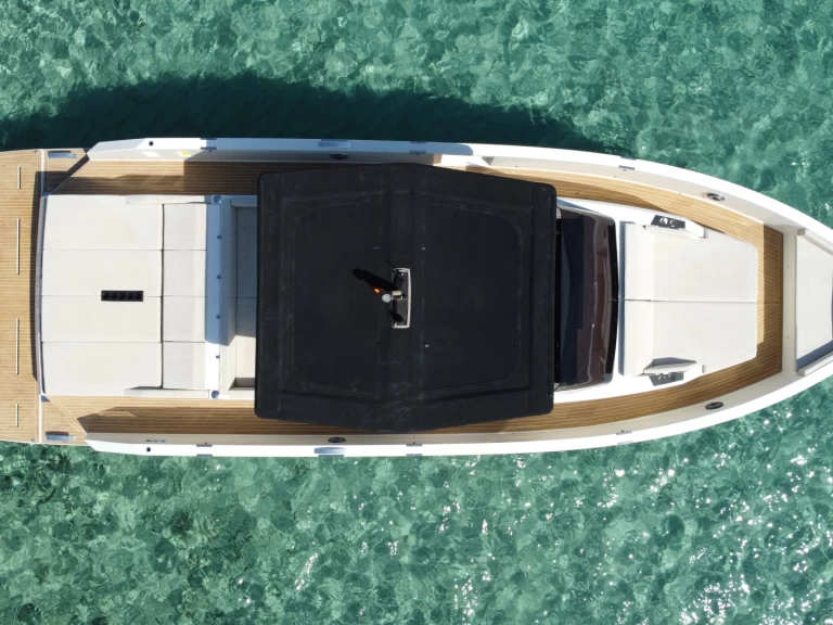 De Antonio  D42 Open de alquiler a Ibiza (Ciudad)