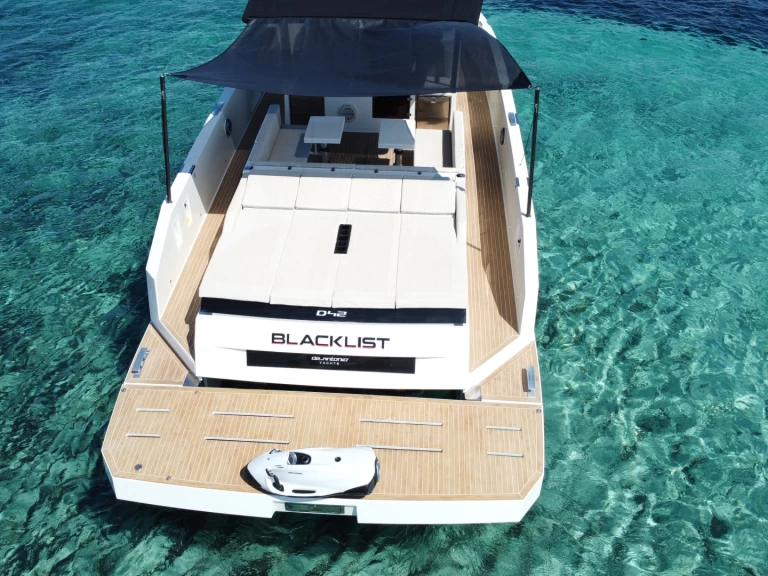 Alquiler Ibiza (Ciudad) - De Antonio  D42 Open en SamBoat