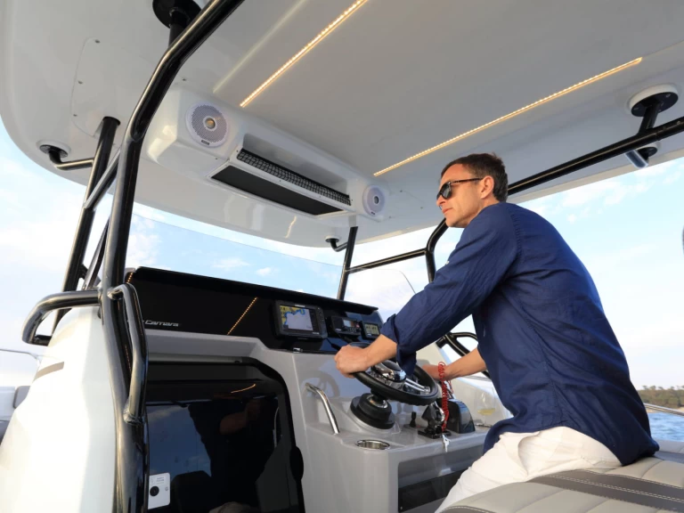 Alquiler de barcos Port des Marines de Cogolin barato de Cap Camarat 9.0 CC