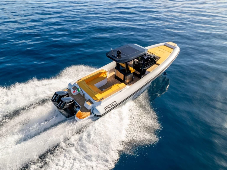 Alquiler de embarcaciones Renier R10 enMahón en Samboat