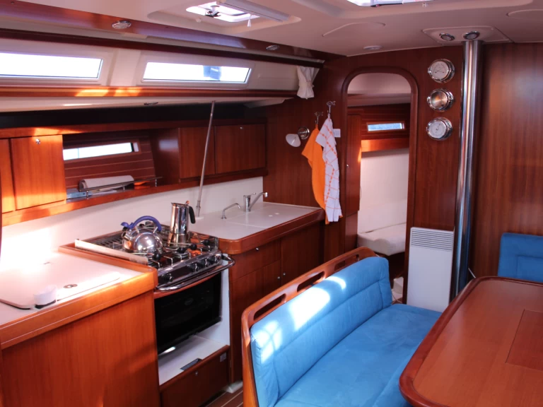 Alquiler de Velero, con o sin patrón Dufour Arzon